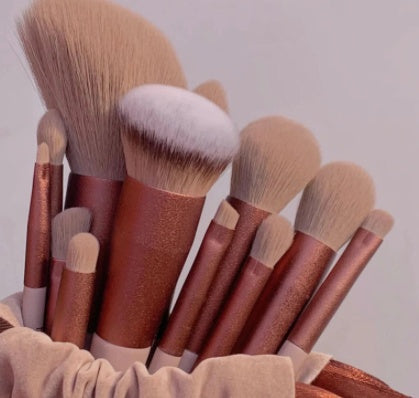 AMIRA ProBlend™ 13-Piece Makeup Brush Set